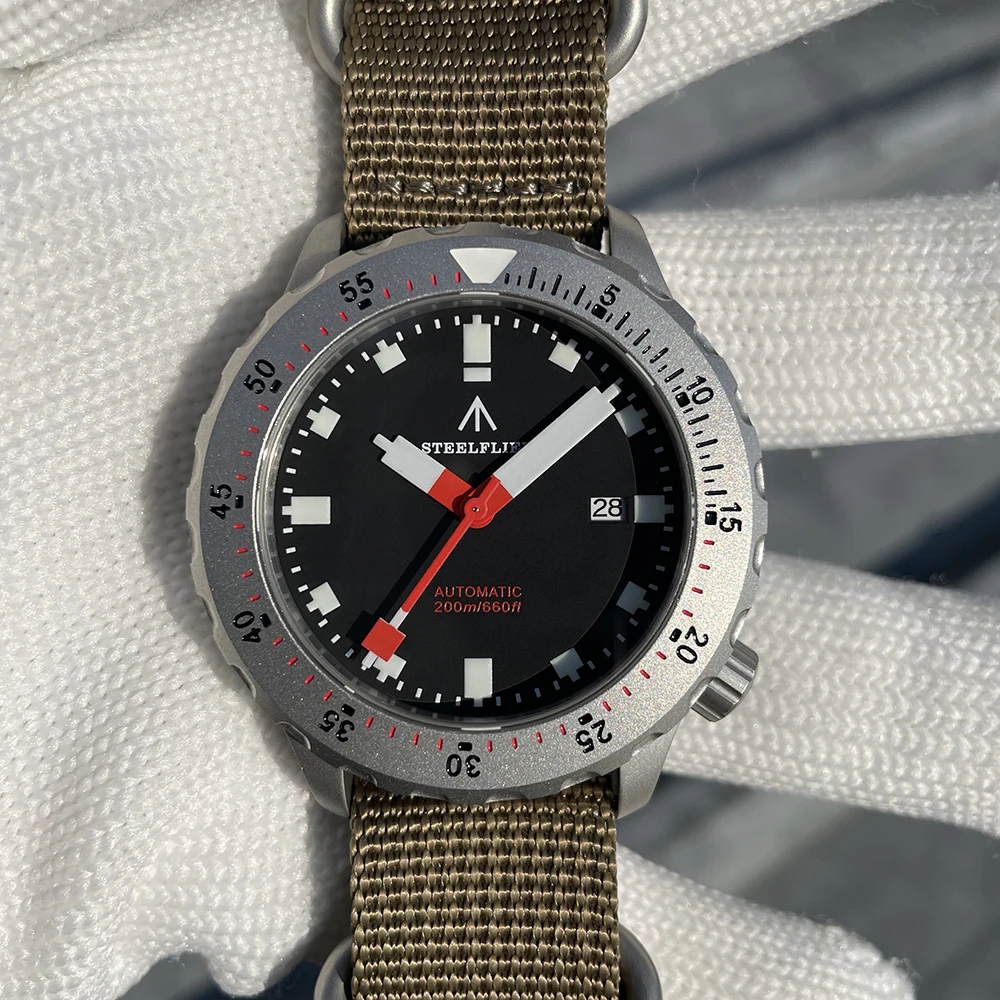 STEELFLIER Offizielle SF752 Mode Mechanische Armbanduhr NH35 Uhrwerk Super BGW9 Leuchtende 20Bar Wasserdichte Luxus Taucheruhren – Detail 17