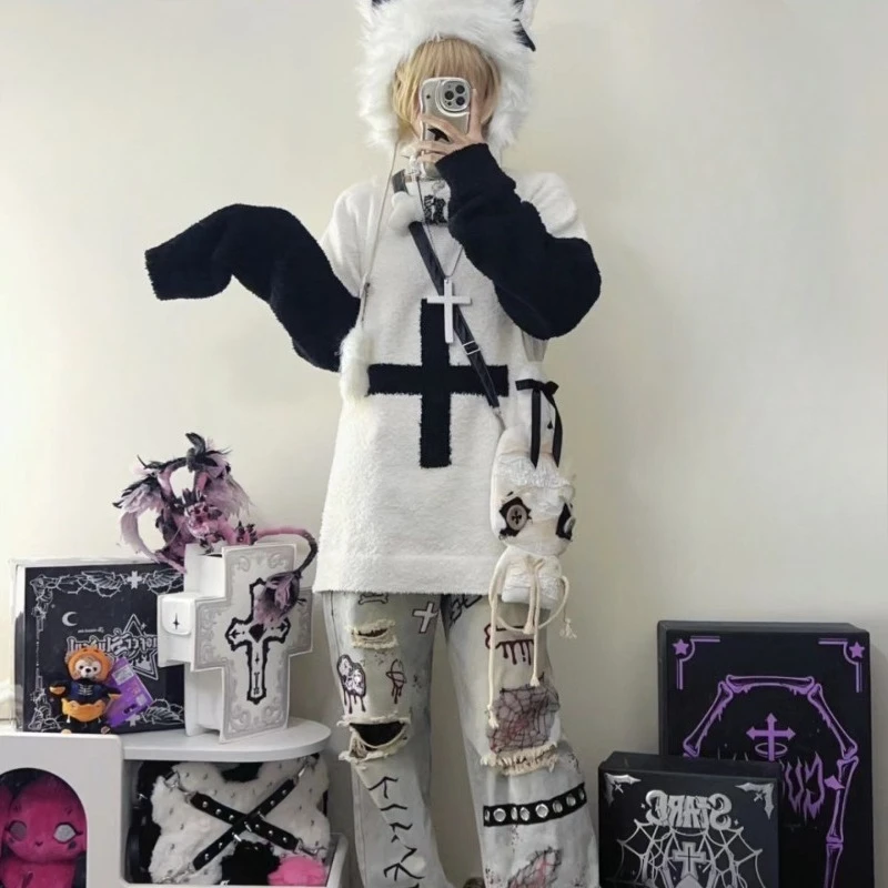 Punk Subculture Vintage Punk Knitwear Women Harajuk Black White Contrast Cross Sweater Winter Loose Casual Y2k Fashion Tops New