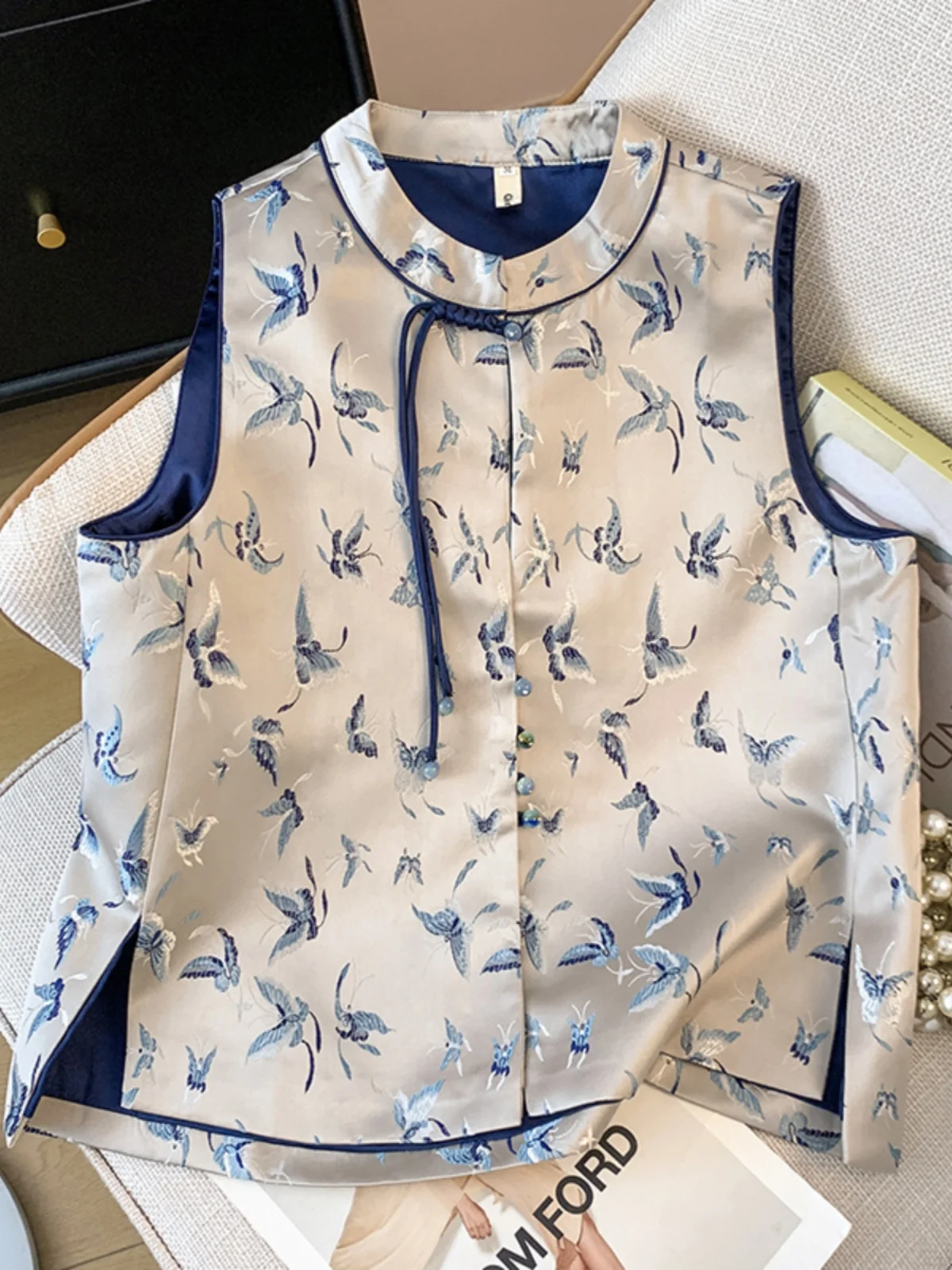 

Новый женский жилет в китайском стиле с воротником на пуговицах, многослойный топ с традиционным принтом, модная офисная одежда Jiu Sle