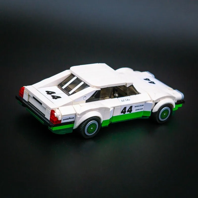 MOC-210883 新しいクラシックな象徴的な都市スポーツレーシングカービルディングブロックモデル、パーツ415個、男の子の子供の誕生日ビルディングおもちゃギフト