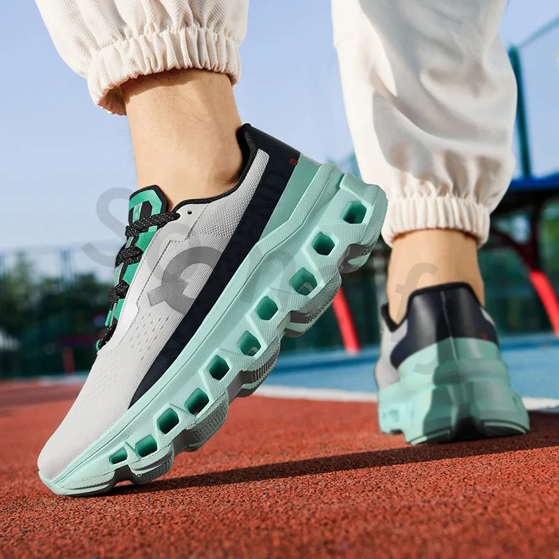 

2025 This is a highly popular and fashionable breathable shoe, featuring a comfortable, breathable design and wide range.