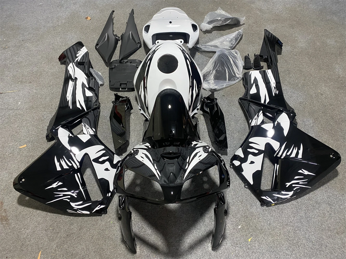 

a/Motorcycle Fairing Kit For Honda CBR 600 RR 2005 2006 Bodywork CBR600RR 05 06 Injection 600RR F5