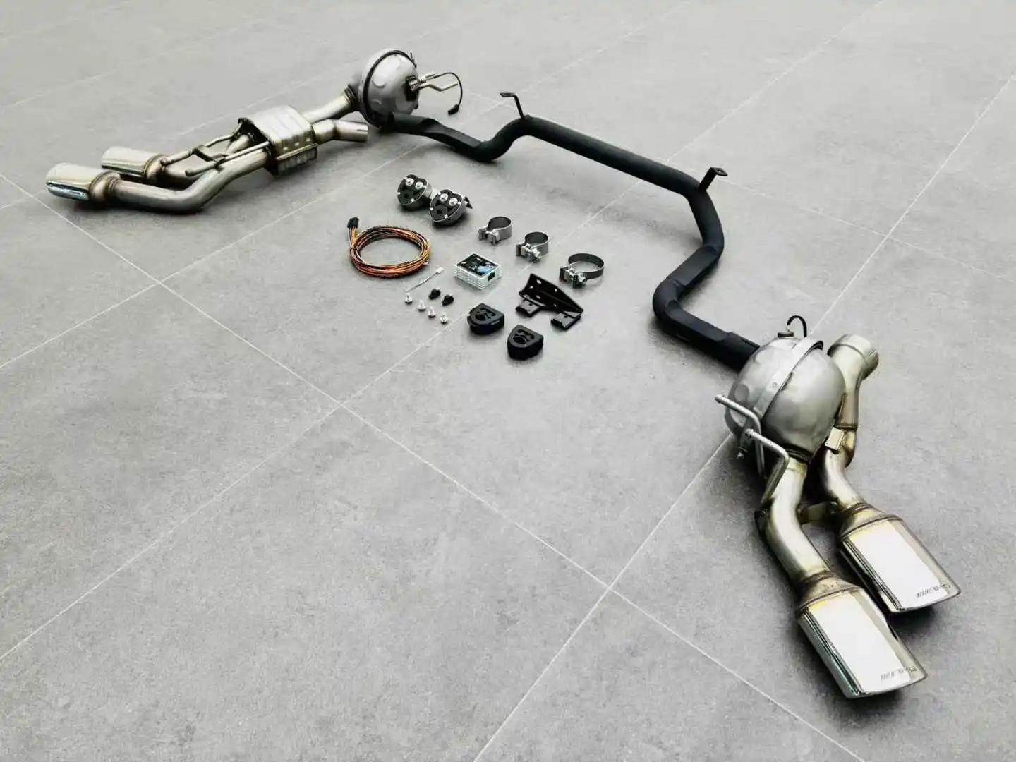 Exhaust Fit  for G Class 2024+ G450D W465 Exhaust System with Waves Stainless Steel Exhaust Note System Facelift Upgrade