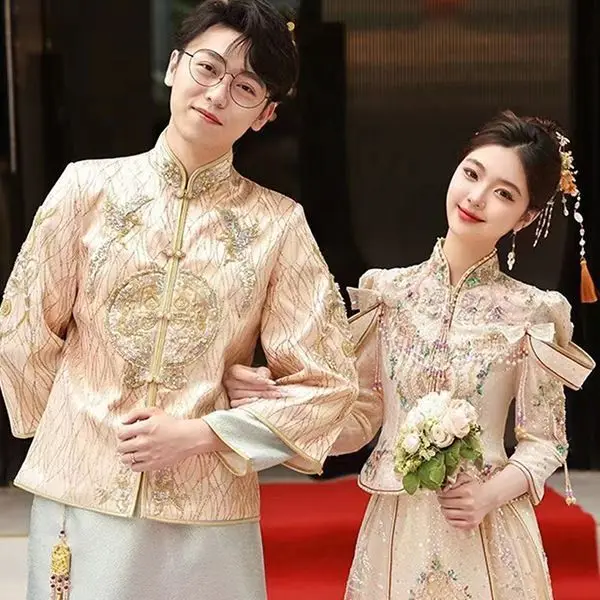 2024 Spring Champagne Gold Chinese Wedding Costume Heavy Industry Toasting Bridal Dress Groom Dress Xiehe Tang Suit Men Women