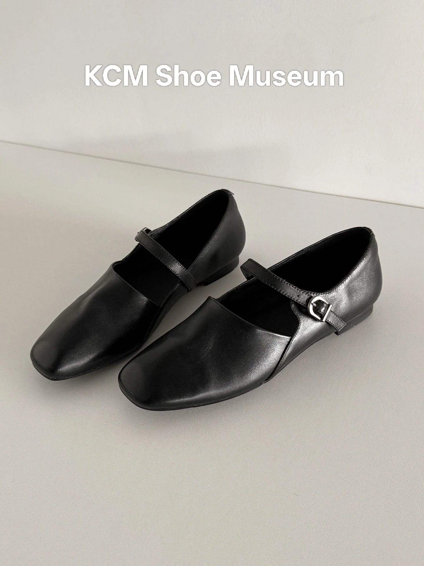 soft-bottom-ballet-flats-women's-round-toe-buckle-closure-korean-style-fashion-shoes-leather-material-flat-heel-mary-janes