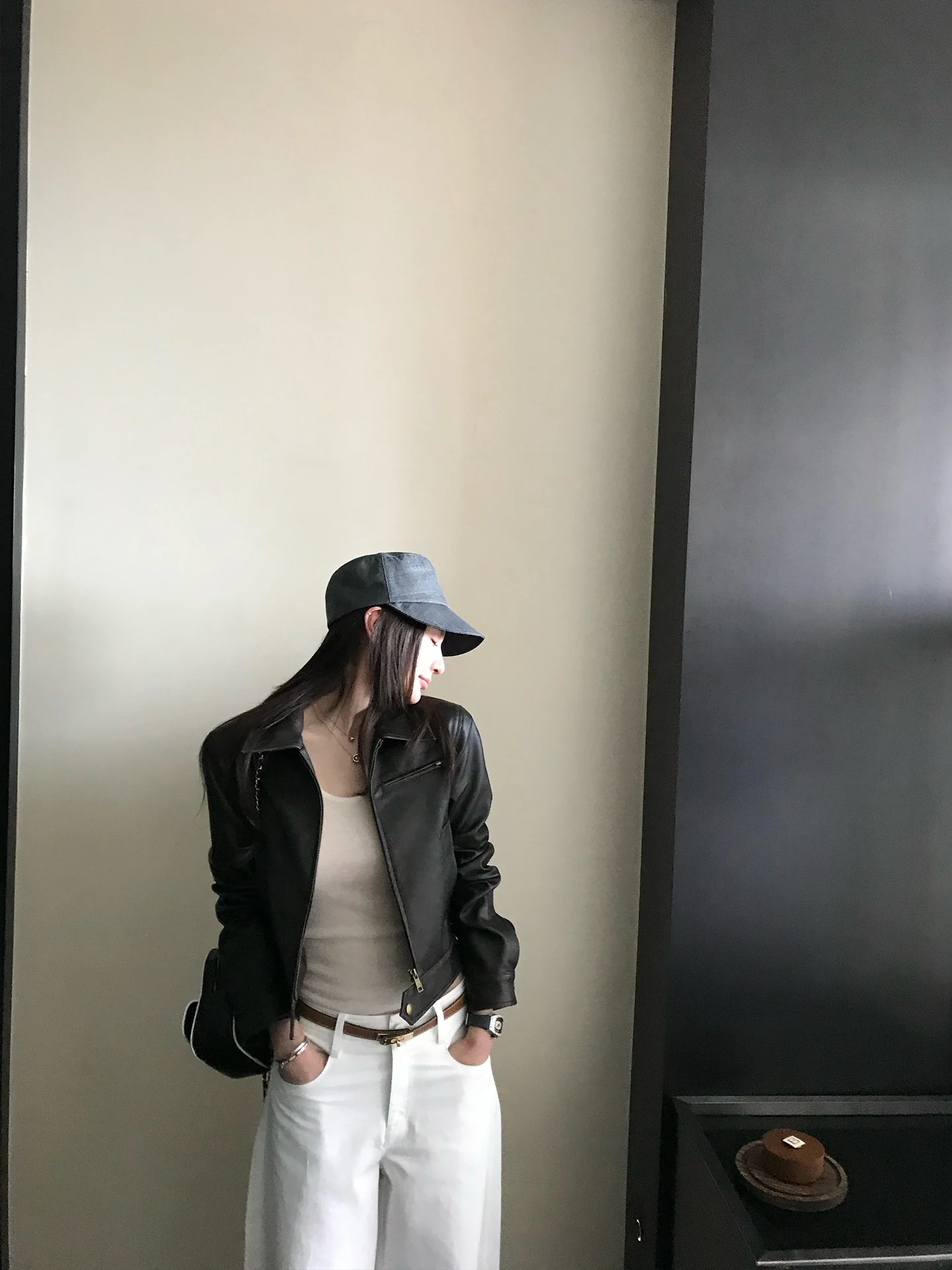 Jaqueta Feminina de Couro PU Suede Cool Motorcycle Girl da Skk Store, Casaco de Couro Marrom com Efeito de Desgaste, Ajuste Solto e Manga Longa