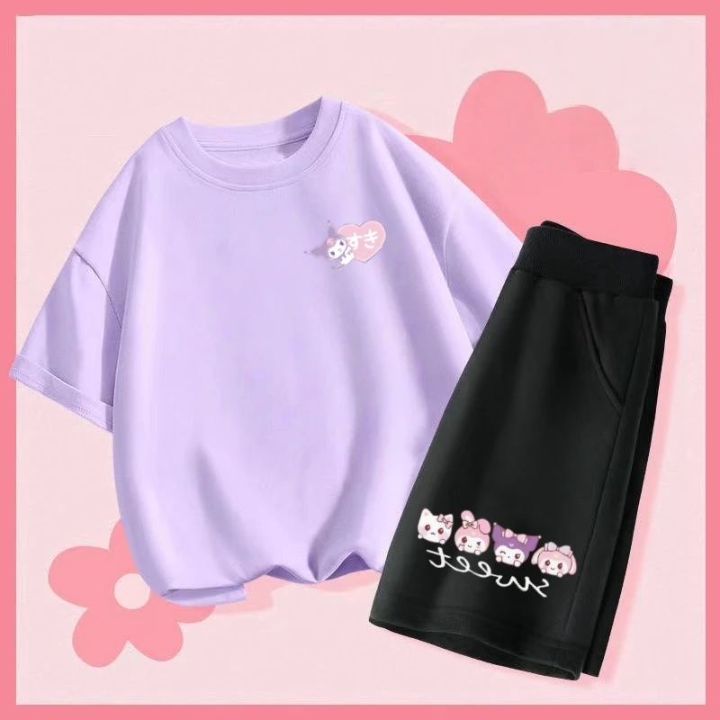 

Летний комплект одежды Sanrio для маленьких девочек, комплект одежды из 2 предметов для девочек Kuromi, детские футболки с короткими рукавами, топ и шорты, костюм