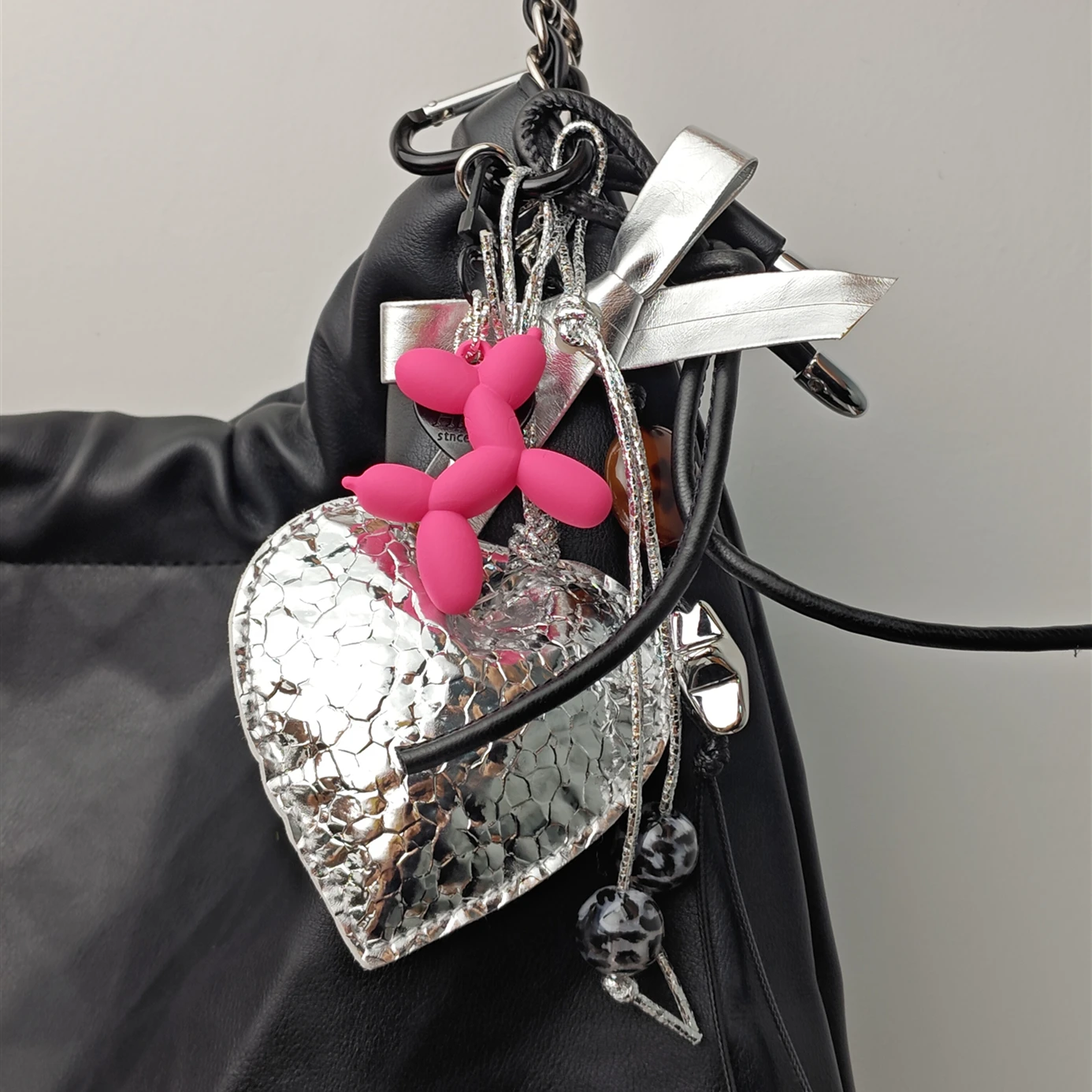 Y2K Cute Cartoon Balloon Dog Silvery Heart Bag Pendant For Women Girl's Multielement Accessories Fashion Keychain Gift