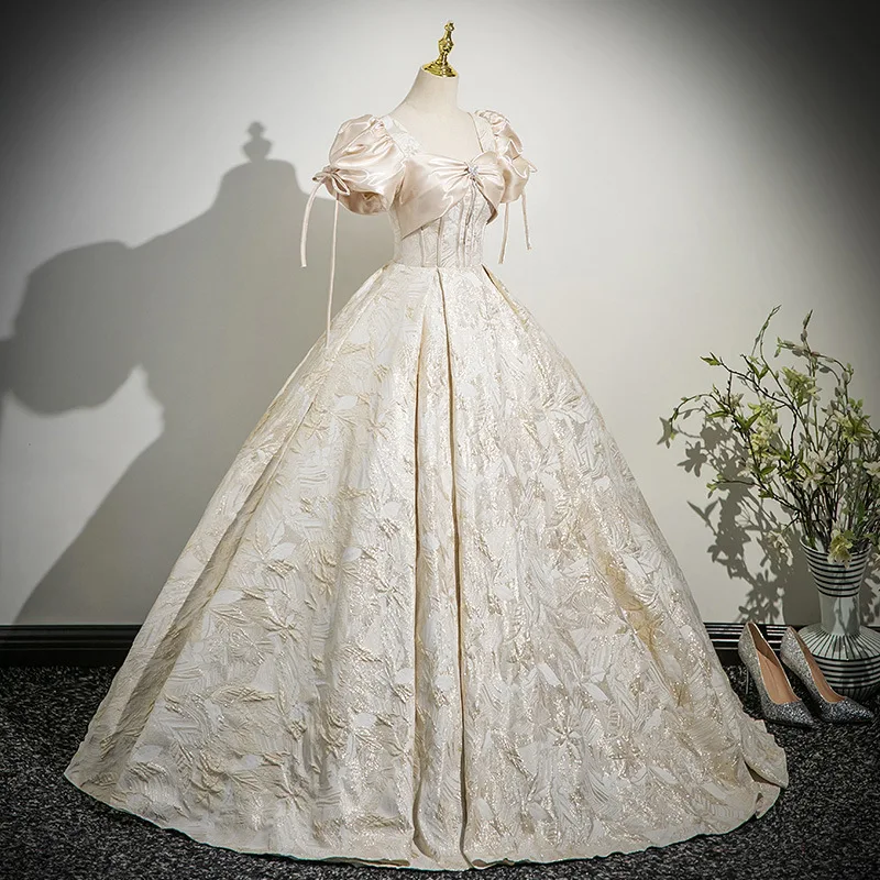 Рисунок 4 - Выпускное платье