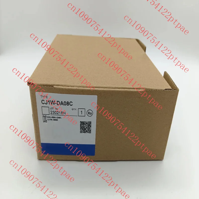 ^^ CJ1W-DA08C   Spot original PLC programmable controller