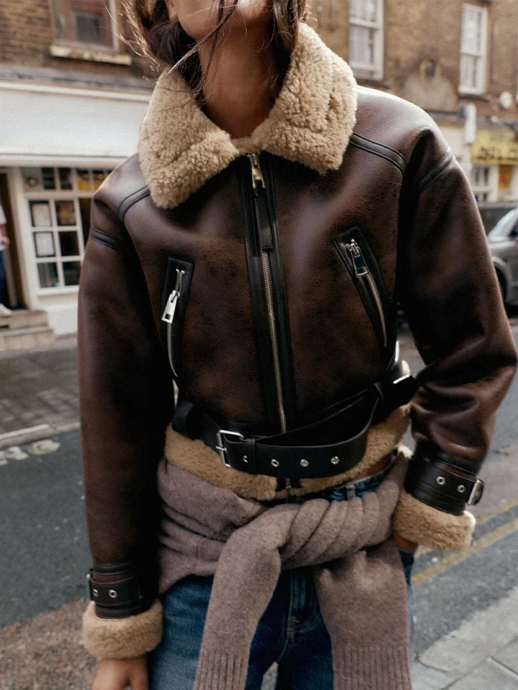 Giacca invernale in ecopelle a maniche lunghe con risvolto corto a doppia faccia, nuova tendenza della moda femminile in stile europeo e americano