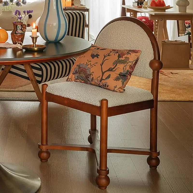 Vintage Solid Wood Accent Chair – Medieval-Inspired Cafe & Dining Seat with Backrest, Space-Saving Design