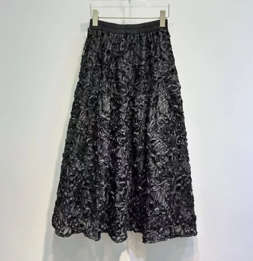 Ball Gown Skirts 2025 Autumn Design Fashion Women Elastic Waist Allover Crochet Lace Flower Patterns Beige Black Party Skirts