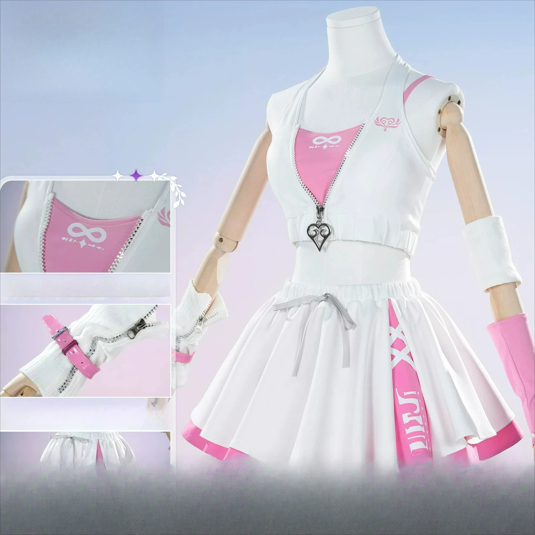 

Honkai: Star Rail Cosplay costume featuring the collaboration between Daxilian and ANTA