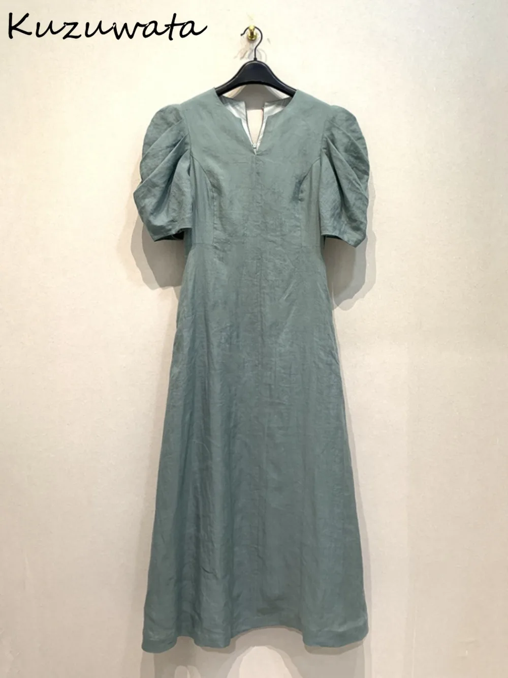 

Kuzuwata Casual Vintage V Neck Puff Sleeve Solid Robe High Waist Loose Casual Pullover Vestidos Japan Slim Fit Soft Vent Dress