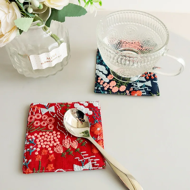Vintage Cotton Linen Insulation Mug Placemat Cup Coaster Embroidered Floral Patterns Persian Style Home Table Decor Ornament