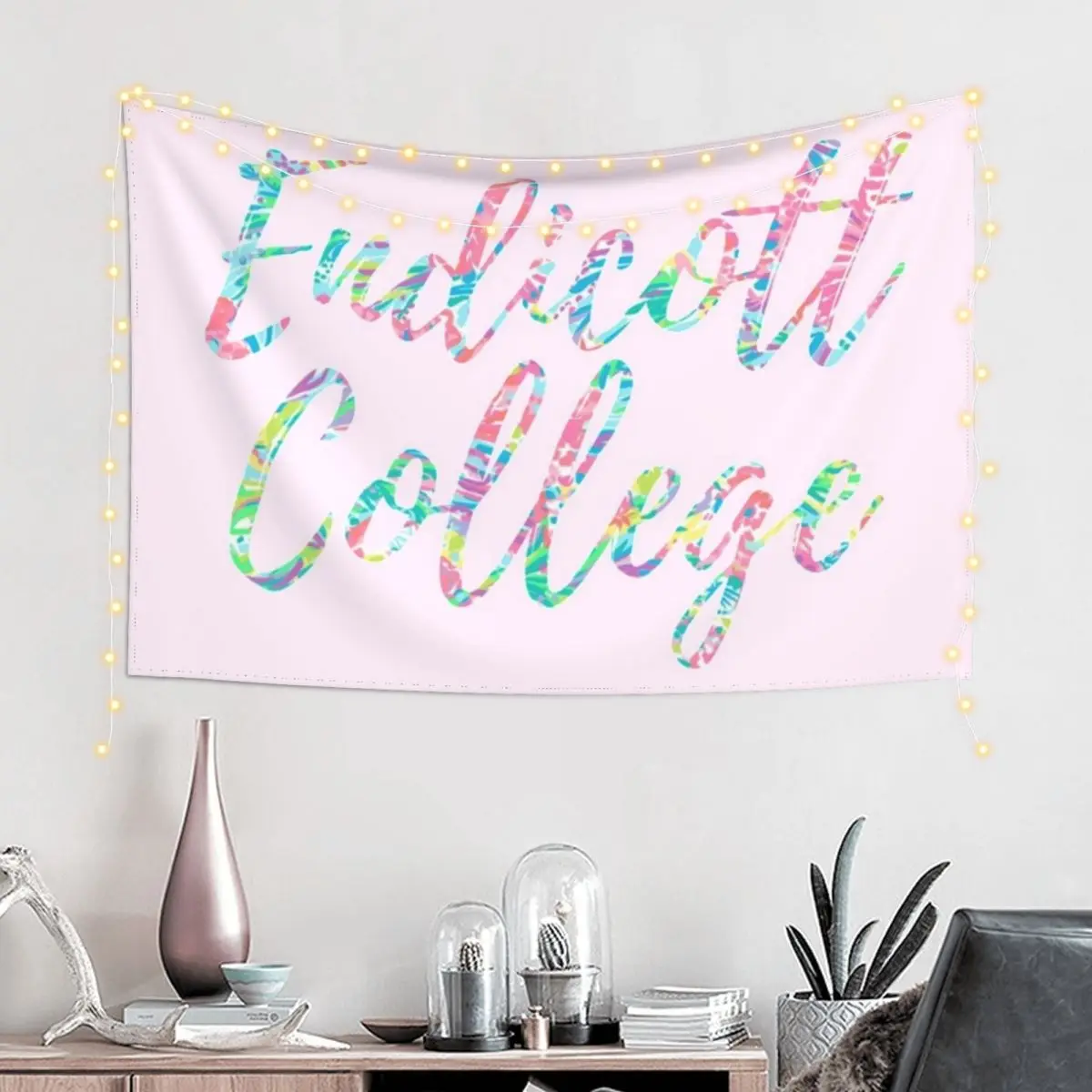 Endicott College - Lilly Print Tapestry Bedroom Decor Aesthetic Bedroom Deco Tapestry