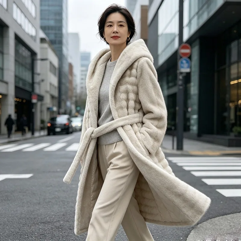 This Is A Long Warm Fur Coat for Autumn Winter. Fashionable Versatile Coat That Integrates Faux Mink Fur Top.elegant Temperament