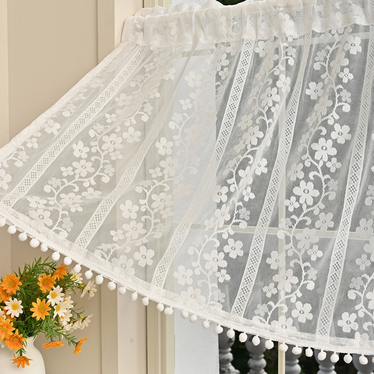 1pc Nordic Pastoral Spitze Weiß Kleine Kurze Vorhang Mode Blume Tüll Ländlichen Halbe Vorhänge für Türen oder Fenster