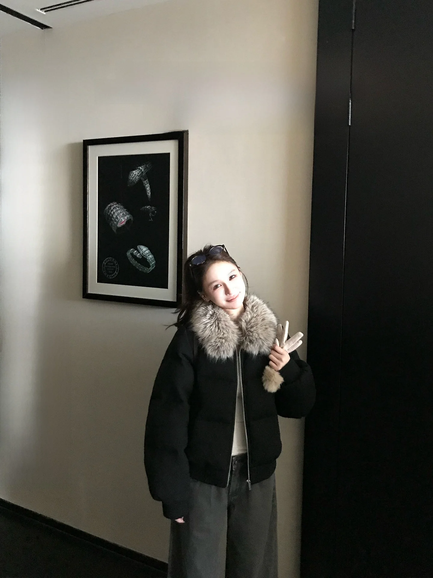 

Зимнее женское пуховое пальто Skk Store Soft Touch Warm с отстегивающимся длинным воротником из овечьей шерсти, 90% белый пух