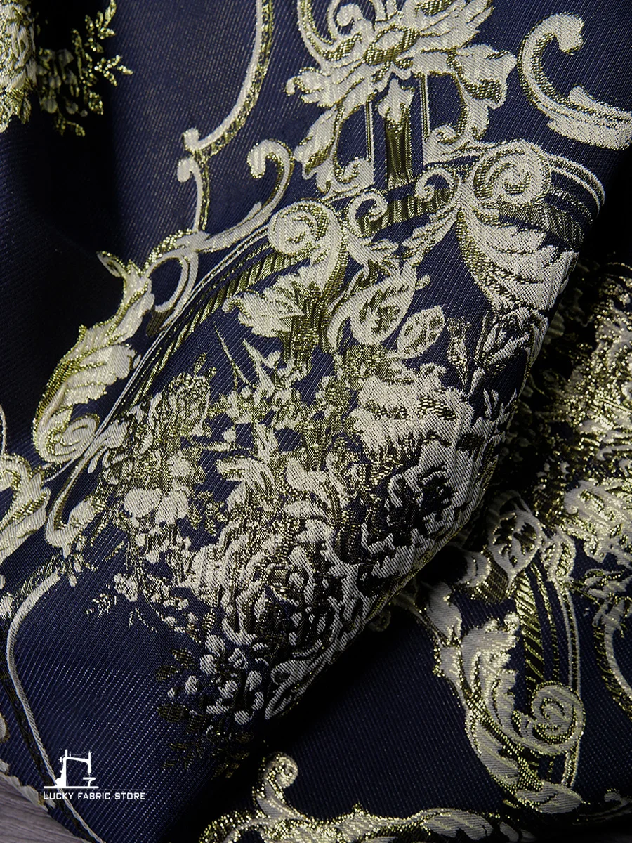 Classical European retro-style blended court fabric, bright silk three-dimensional texture embossed jacquard designer fabric
