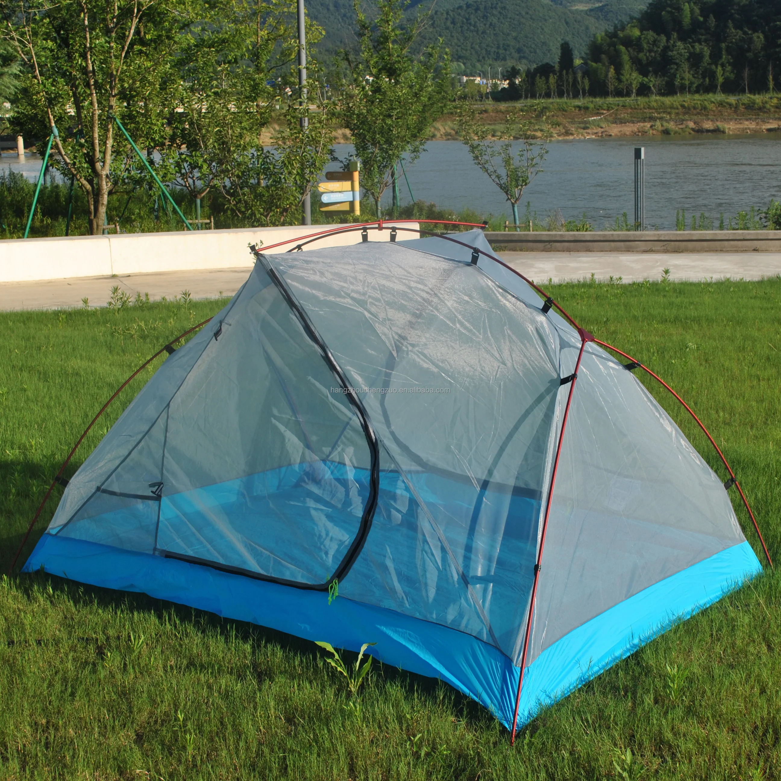 

Easy to set up backpack tent, ultra-light 20D silicone nylon camping tent for 2 people, outdoor tent for 2 people, with footprin