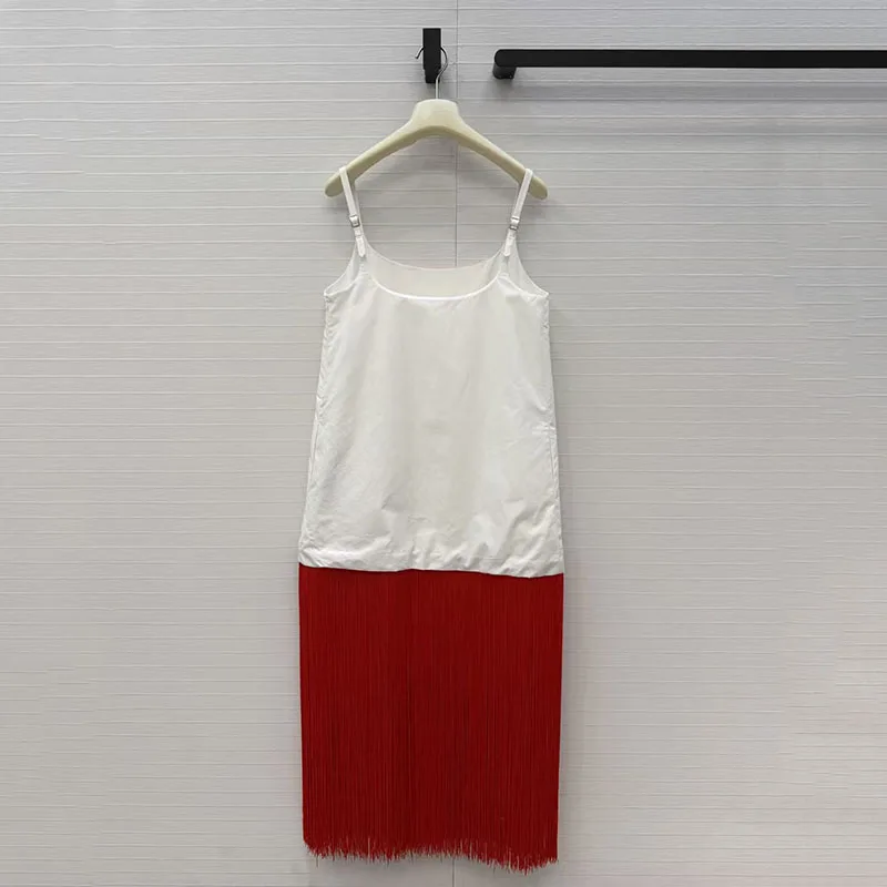 Simple color-blocked halter dress for women, 2026 summer new style, beach-inspired patchwork fringed straight long dress