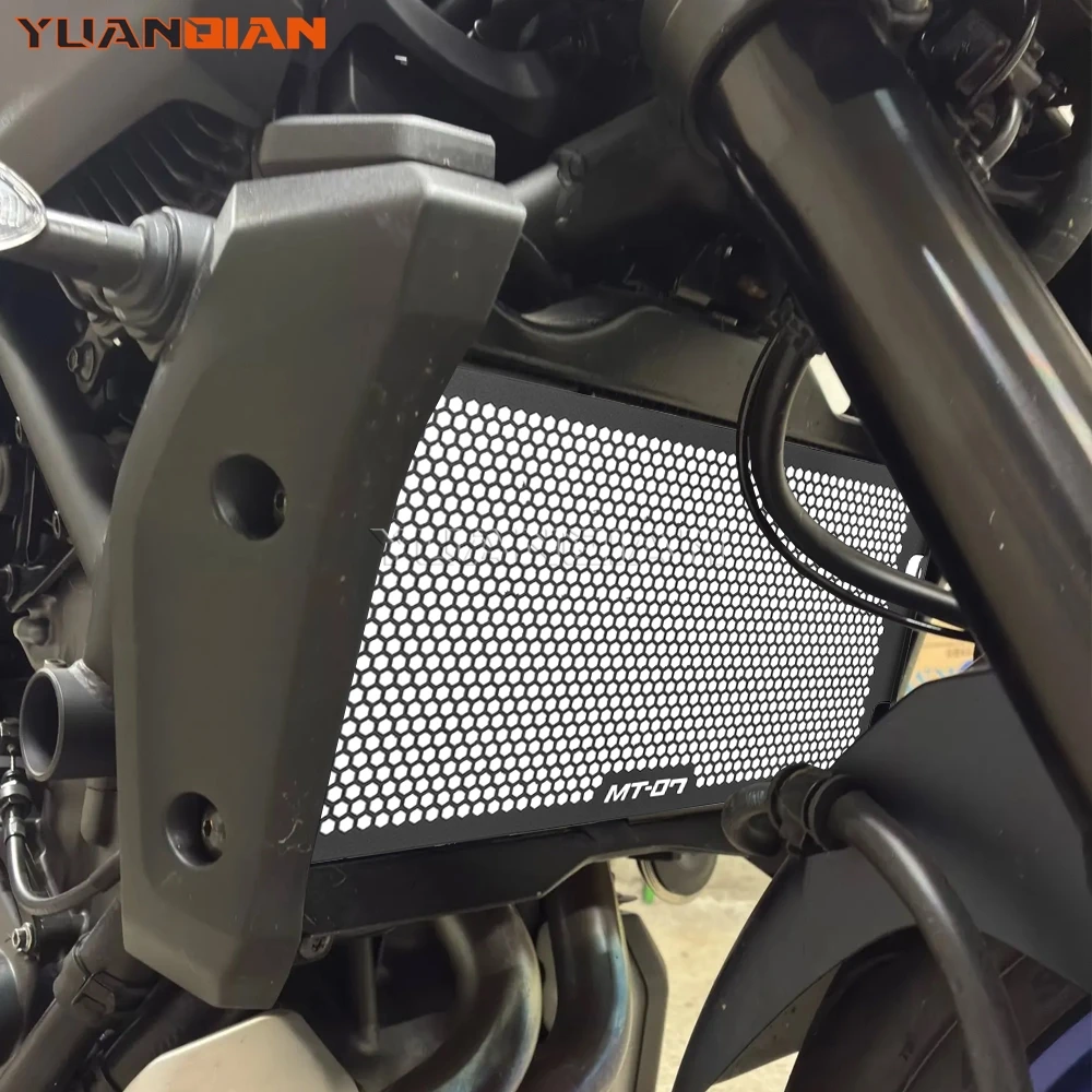 

MT-07/MT07 Motorcycle Accessories Radiator Grille Guard Cover Fuel Tank Protect Protector For Yamaha MT-07 Y-AMT 2025 2026 2027