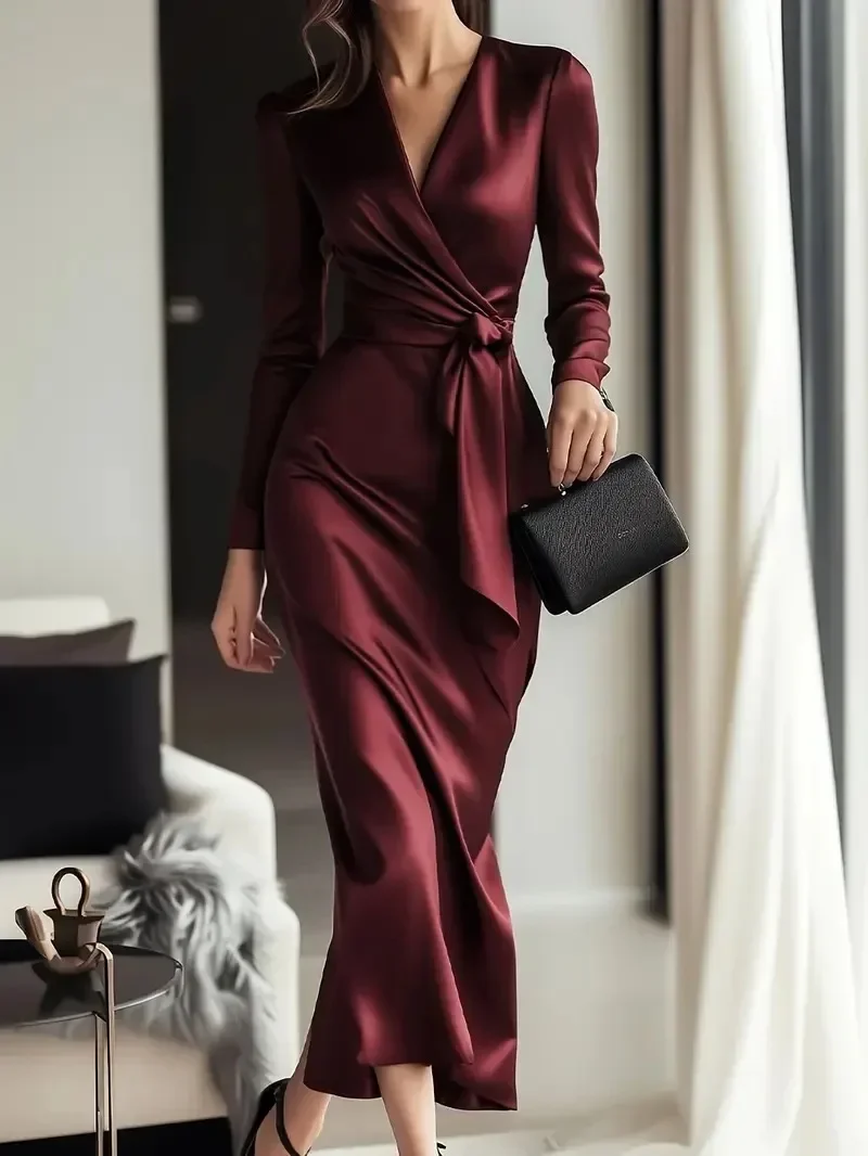 Damen-Wickelkleid mit V-Ausschnitt, Taillenband und langen Ärmeln für formelle Anlässe und Partys – Detail 6