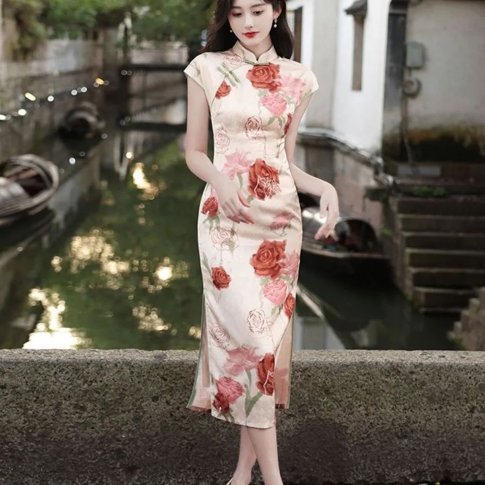 

Exquisite Modern Cheongsam, 2025 Retro Oriental Style Qipao Dress, Contemporary Chinese Gown Young Women Ethnic Clothes