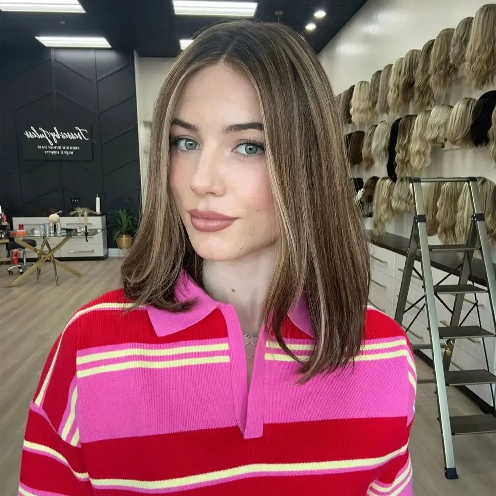 

Термостойкий короткий парик-каре темно-коричневого цвета с блонд-оттенками, с центральным пробором, для повседневного использования и вечеринок, синтетический, с кружевной передней частью, для женщин