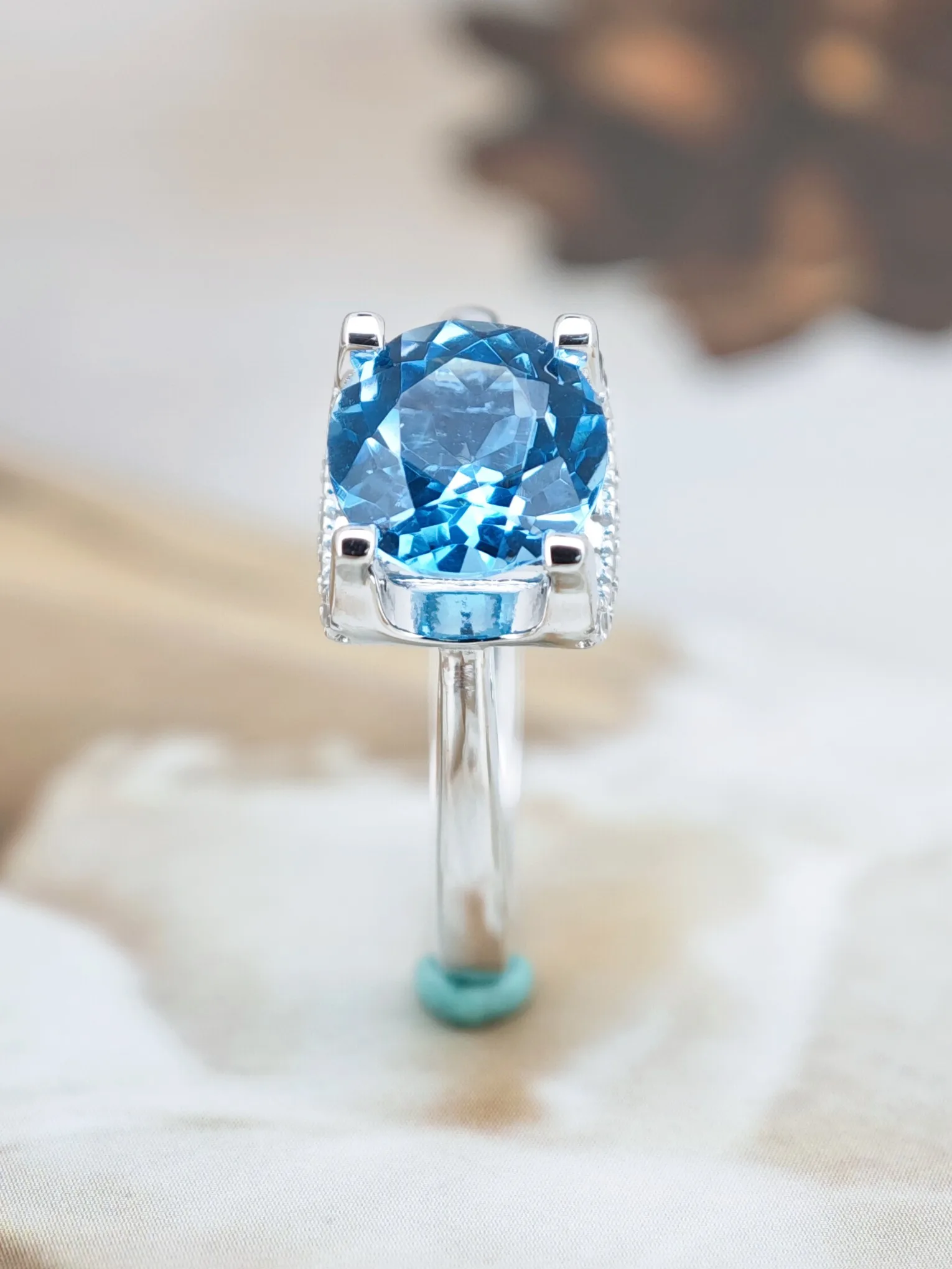 

ChuPing Natural Topaz Ring S925 Sterling Silver Valentine's Day Gift For Her Birthday Gift Or Anniversary Fine Jewelry