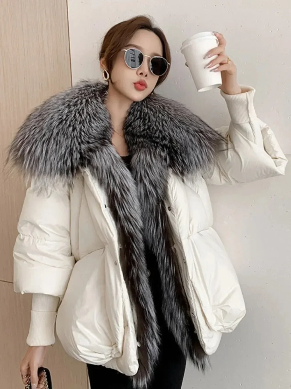 Women Spliced White Duck Down Jacket Outwear Fox Fur Collar Detachable Casual Autumn Winter New Puffer Jacket Lady Fur Coat