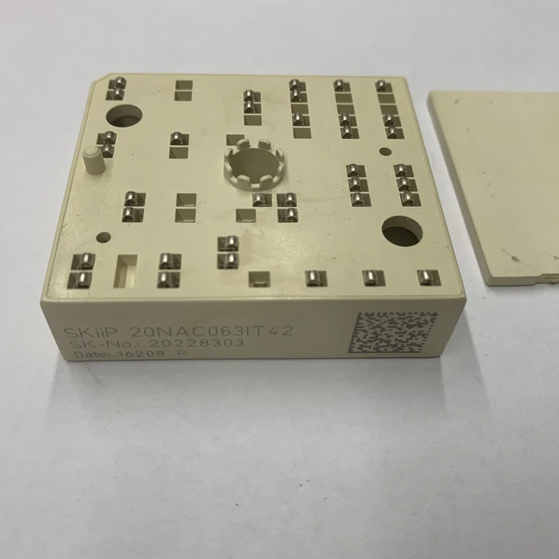 

Модуль IGBT SKIIP20NAC063IT42, 600В, 20А, 20NAC063IT42, интеллектуальный силовой модуль (IPM) для трехфазного инверторного моста