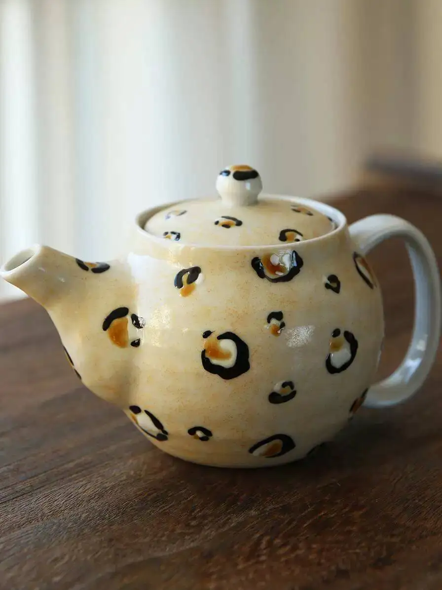 In Stock Japanese Imported Kutani Ware Hand-Painted Polka Dot Leopard Pattern Teapot And Teacup Ceramic Tea Set With Built-In