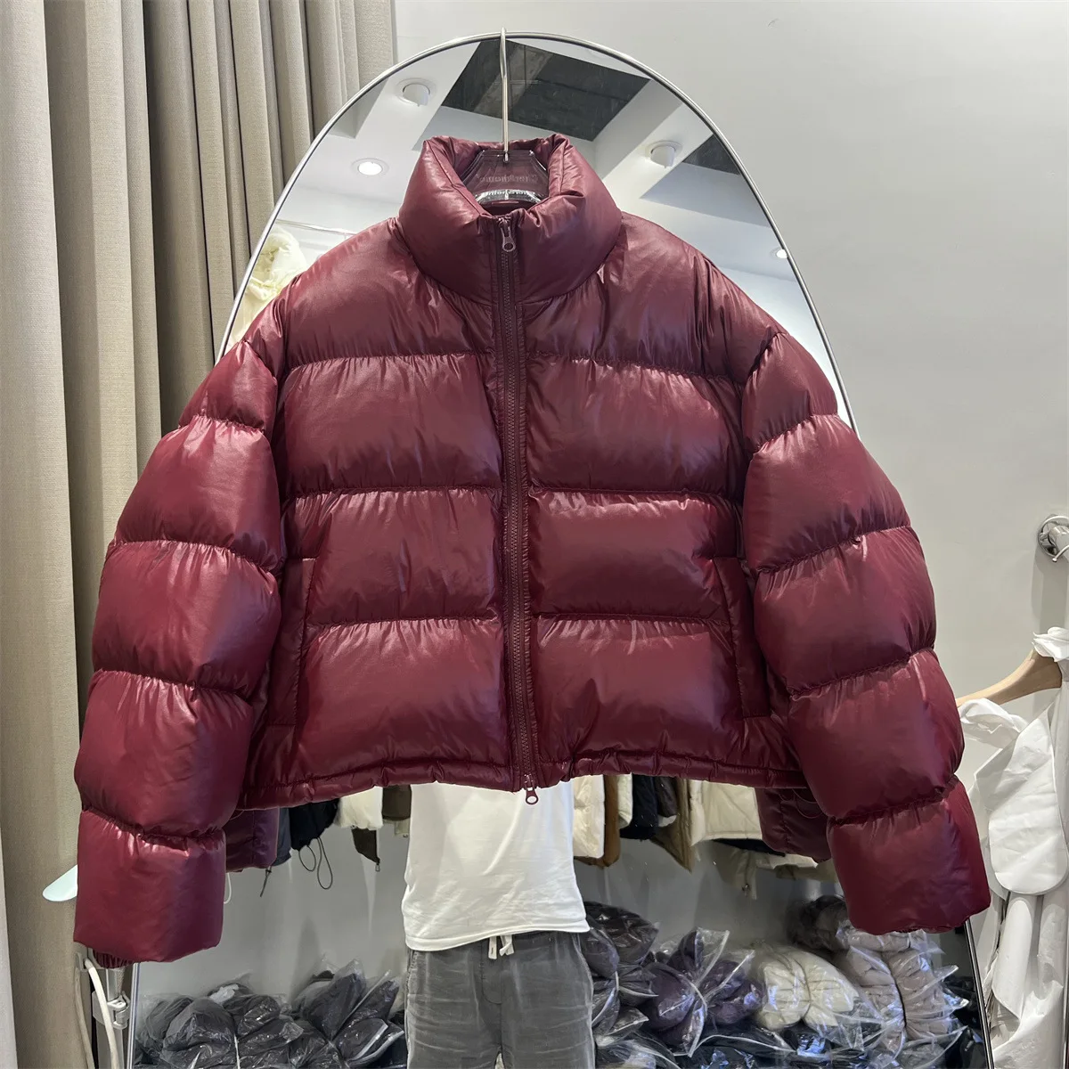 معطف موضة دافئ الوقوف طوق فضفاض بلون المرأة أسفل سترة 2025 الشتاء الأبيض بطة أسفل قصيرة المرأة أسفل سترة #2