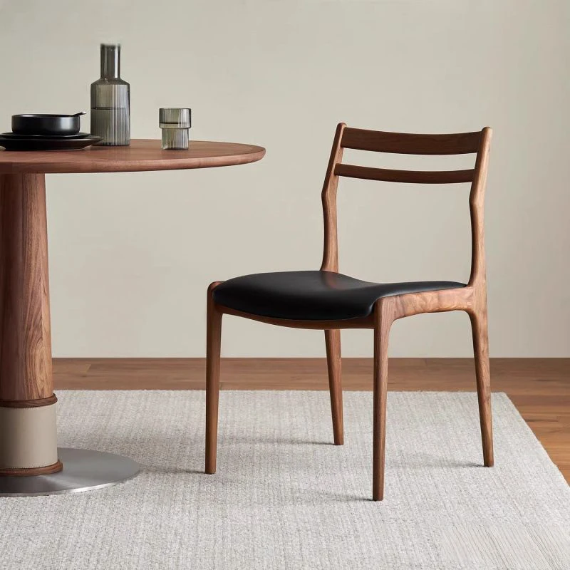 2025 Новый современный обеденный стул середины века, стулья цвета ореха, светлое роскошное высококачественное и простое кресло из массива дерева Muebles