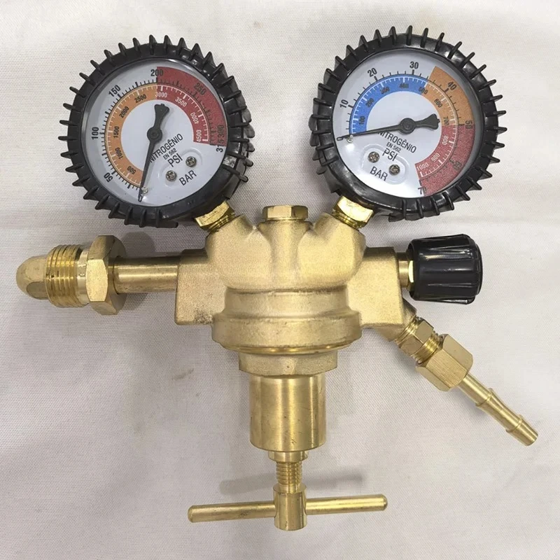European Style High Pressure Nitrogen Pressure Reducer G3/4 CGA580 Safe Outlet Pressure 70Bar for Air Conditioner Fluorinated