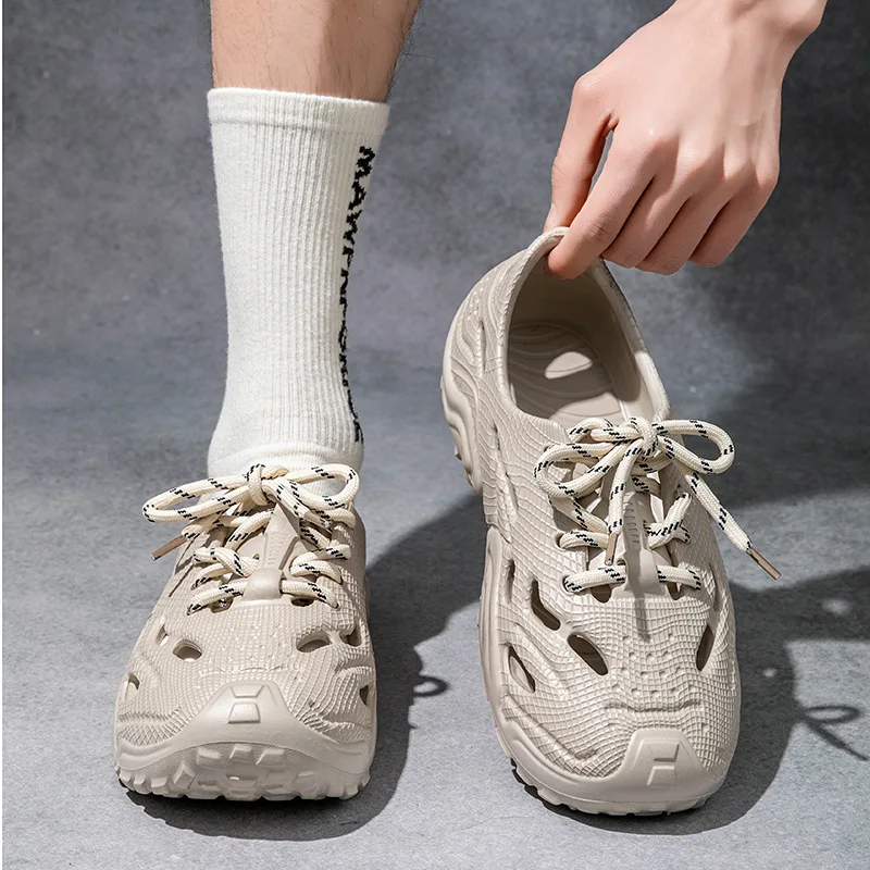 

2025 Hot Seller Men's Summer Outdoor Beach Baotou Anti Slip Breathable Drifting Fishing Shoes Lightweight Sandals for Men
