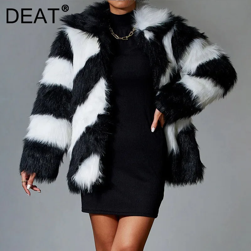 DEAT Fashion Contrast Color Faux Fur Long Sleeves Lapel Coats 2024 Winter New Arrival Trendy Loose Jackets Female 33A2371