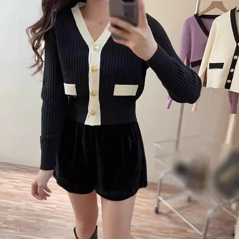 Korean GirlShort Knitted Cardigan Warmth Comfort Women Korean Version Sweater Jacket V-neck Long Sleeved Cardigan Jacket