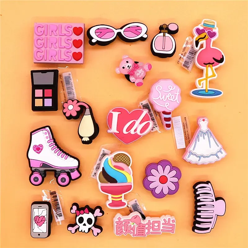 Original 1pcs Pink Girls Series PVC Shoe Buckle Accessories Cosmetics Bear Shoes Charms Clogs Pins Upper Clips Buckle Kids Gifts