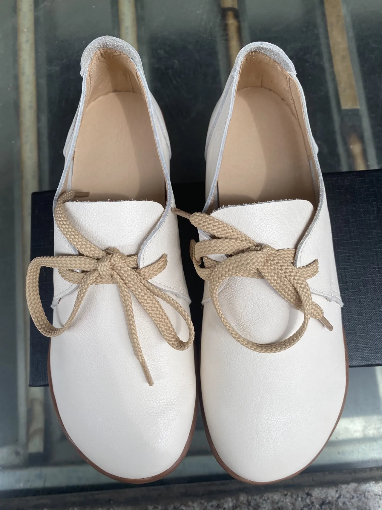 Careaymade-Nieuwe Casual Schoenen Vrouwen Retro-Gusen Vrouwen Platte Zolen Schoenen Zachte Lederen Zachte zolen Lederen Vrouwen Schoenen, 2 Kleuren