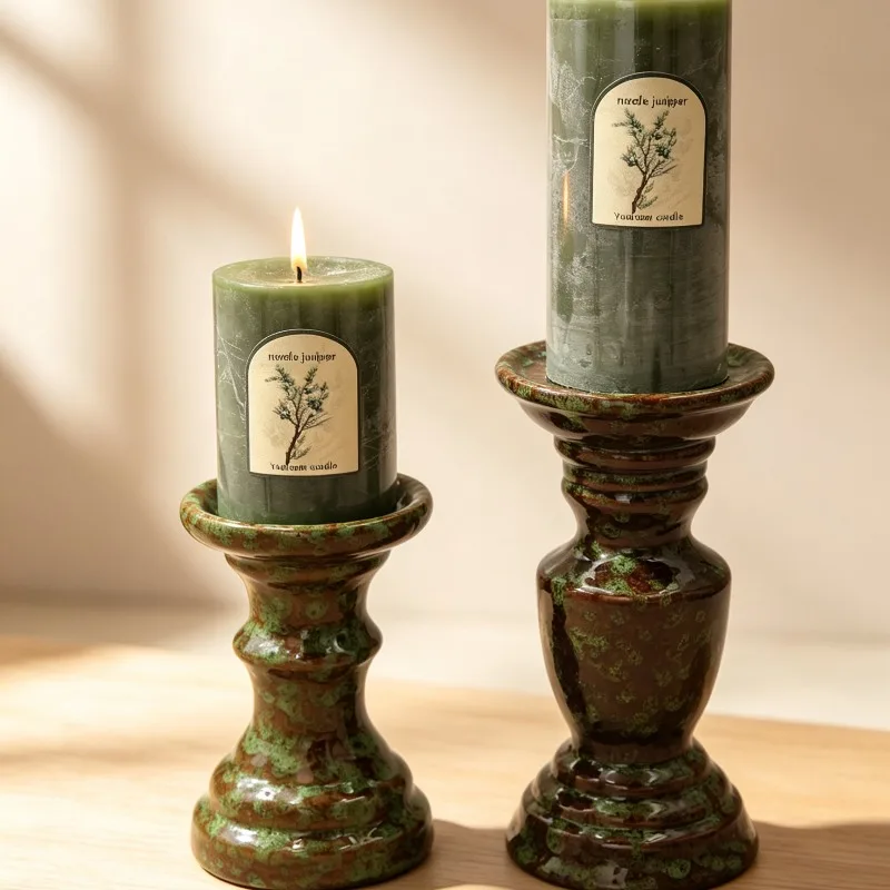 Large European Style Juniper Scented Candle, Long-Lasting Christmas Green Decor with Wood Base, Niche Elegant Gift for Home