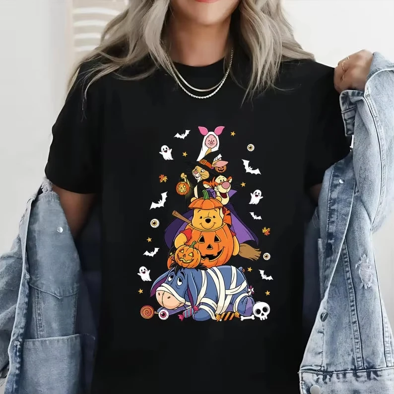 2026 new Retro Winnie the Pooh Halloween T-shirt - Winnie the Pooh and his friends with a pumpkin pattern on it for Halloween