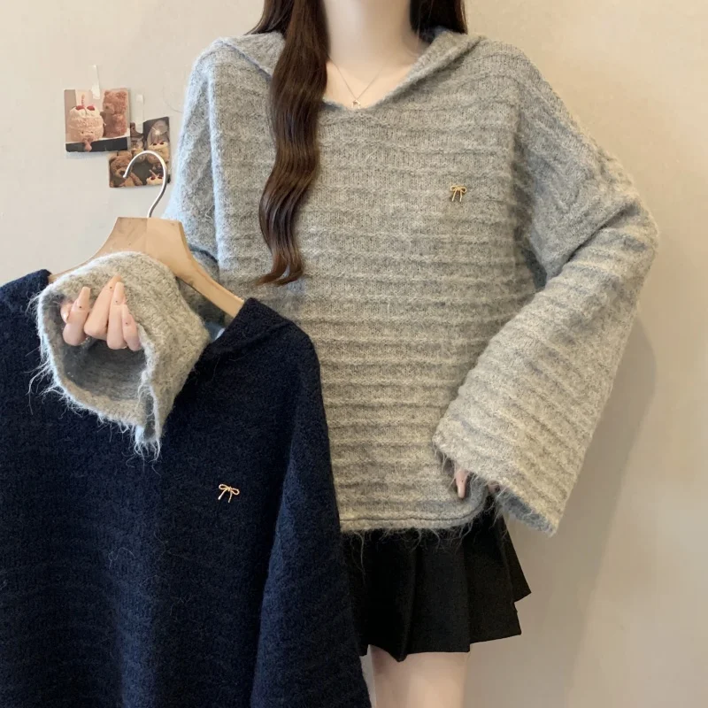 

Loose Women's Sweaters for 2025 Autumn Long Sleeve Hooded Knitted Jumpers Lady Casual Pullovers Female Lazy Style Tops KE1023