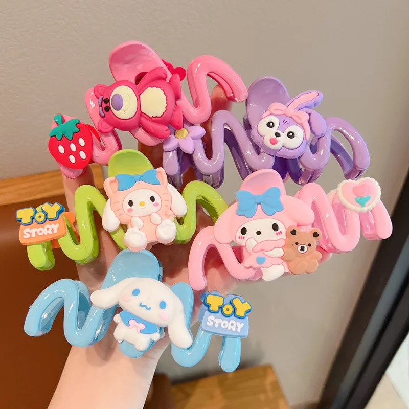 

10CM Lovely CartoonClaw clamp Korean Plastic Shark Hair Clips Geometry High Ponytail Barrette Hairpin Girl Hair Accessories