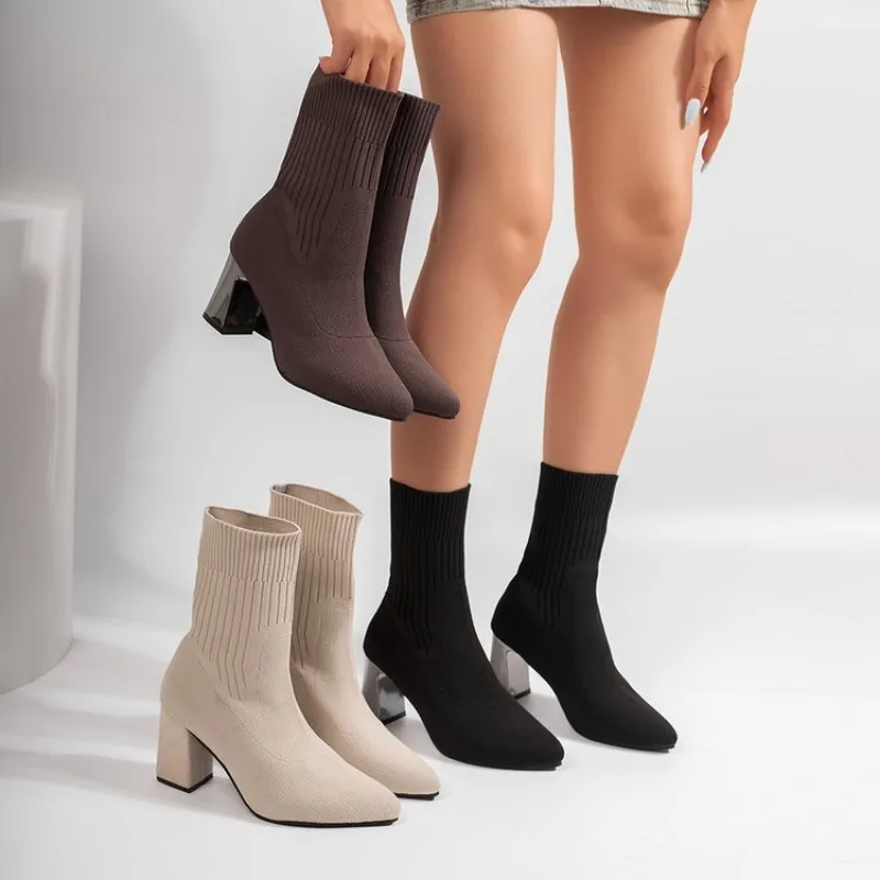 Damen 2026 Herbstmode Einfarbige Elastische Stiefel mit Spitze und Hohem Absatz, Markendesign Einfarbige Knöchelstiefel – Detail 1