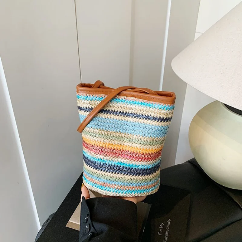 

Spacious Messenger Bag Women Crossbody Leather Shoulder Bag For Travel Ladies Fashion Accessory Practical