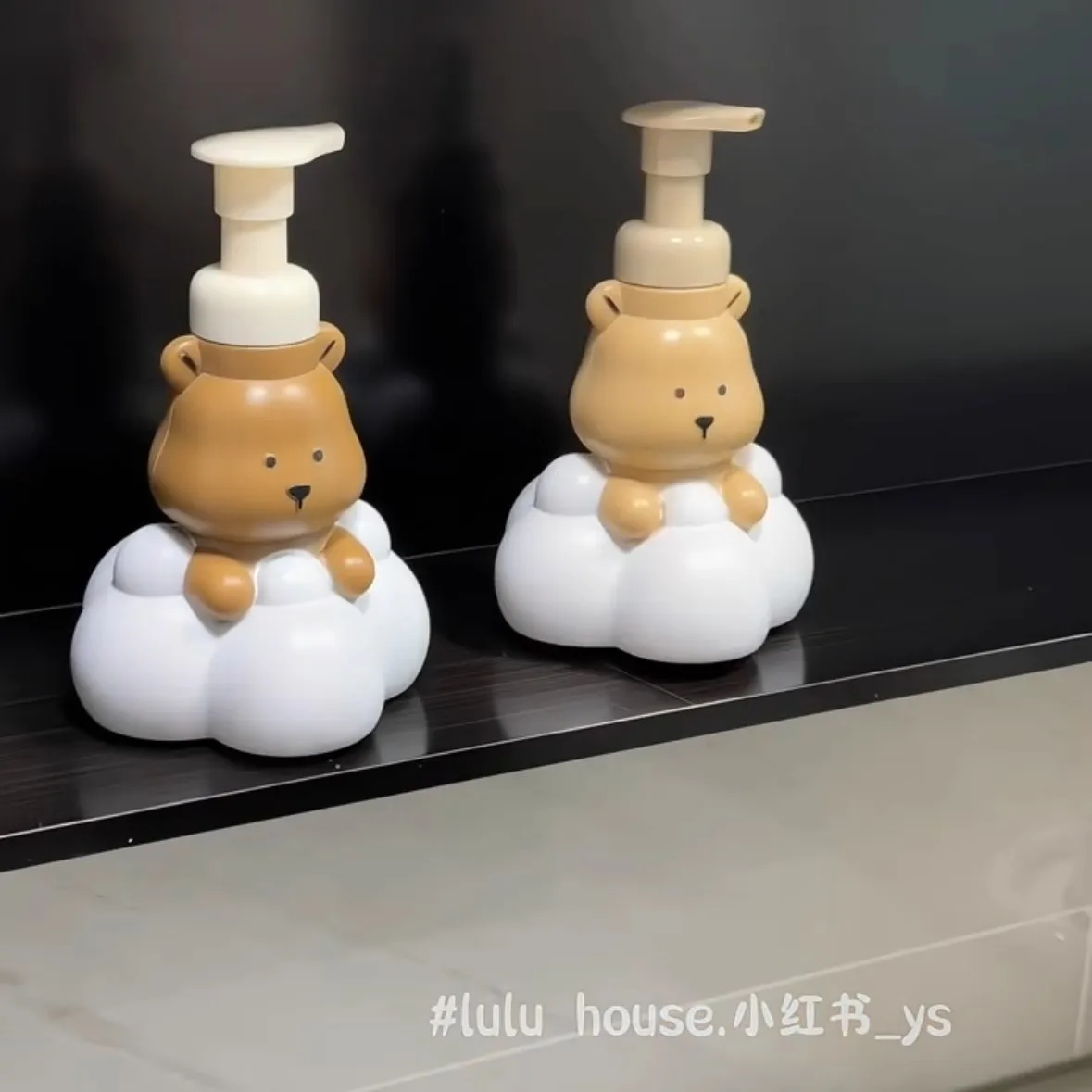 Cute Bear Foam Foam Bottle hand sanitizer Shampoo Body Wash Face Wash Large capacity pressing bottle - view 3